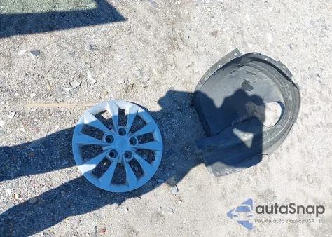 2019 Kia Forte Fe z USA, uszkodzony, nr VIN 3KPF24AD9KE130382